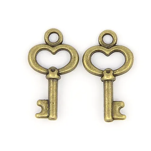 Charms - Key - 9 pieces