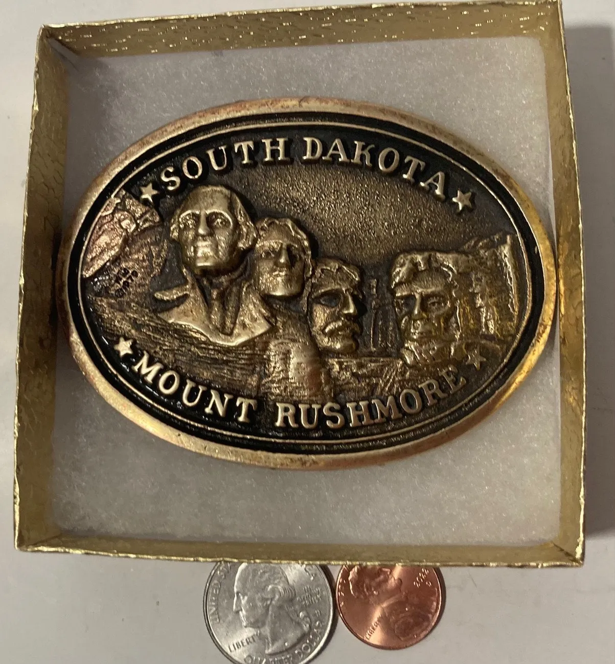 Vintage 1978 Metal Belt Buckle, Brass, South Dakota, Mount Rushmore, Presidents, Nice Western Design, 3 1/2" x 2 1/2", Heavy Duty, Quality